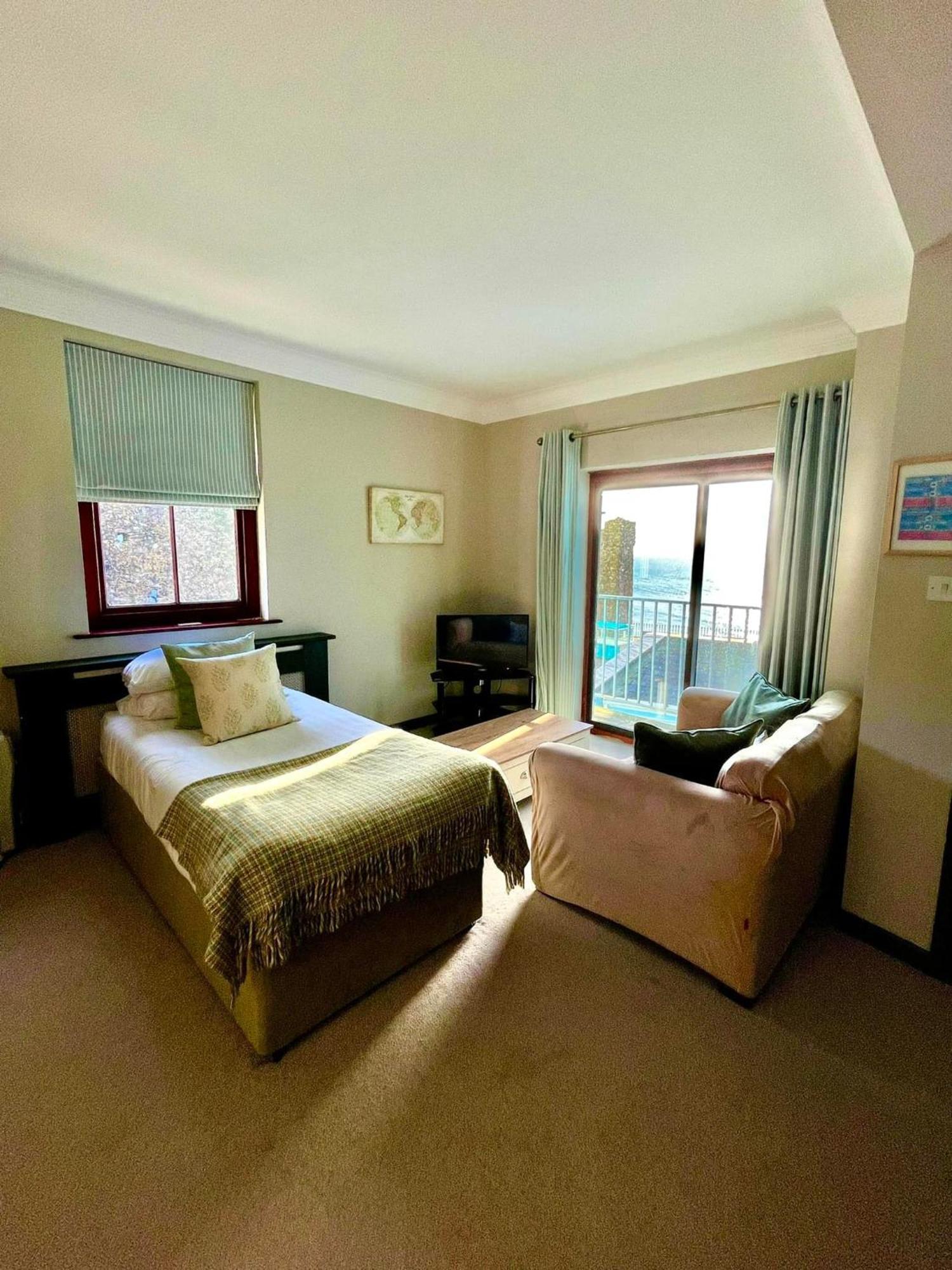 טנבי No: 1 The Esplanade Guest Accommodation. מראה חיצוני תמונה